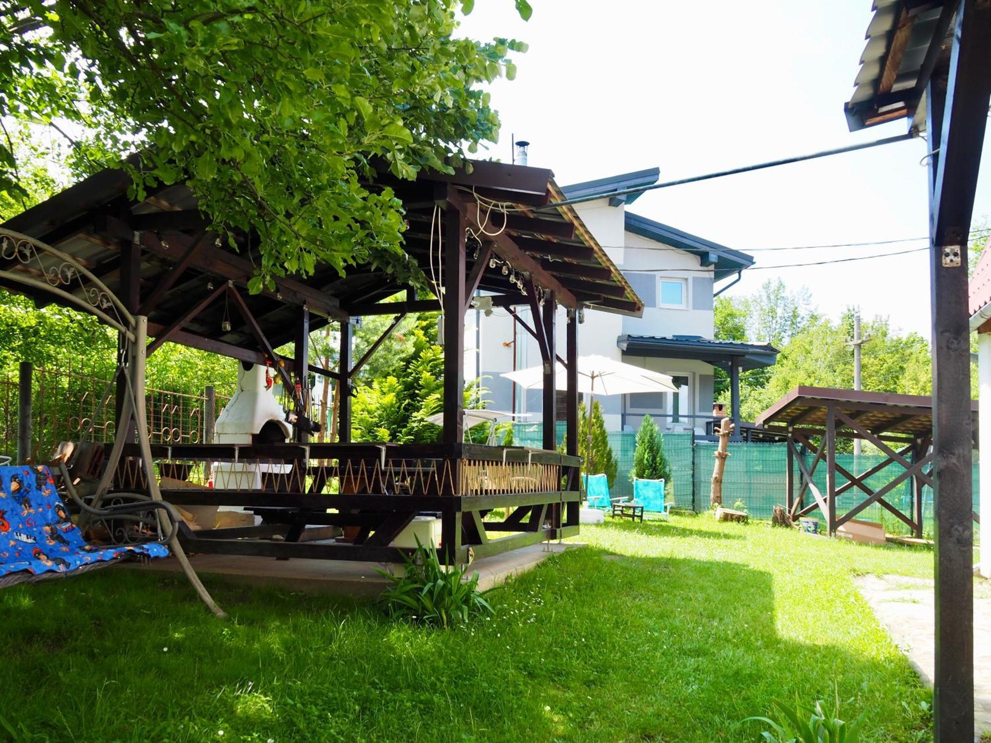 Holiday House Văliug Exteriör bild